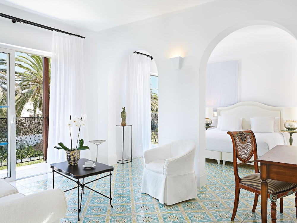Caramel, A Resort to Live — Hotel rooms in Rethymnon