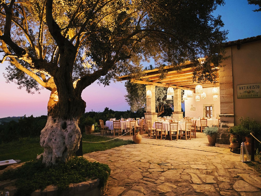 Caramel, A Resort to Live — Restaurant & bars in Rethymnon