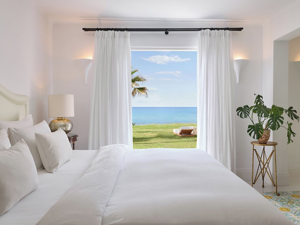 Caramel, A Resort to Live — Hotel rooms in Rethymnon