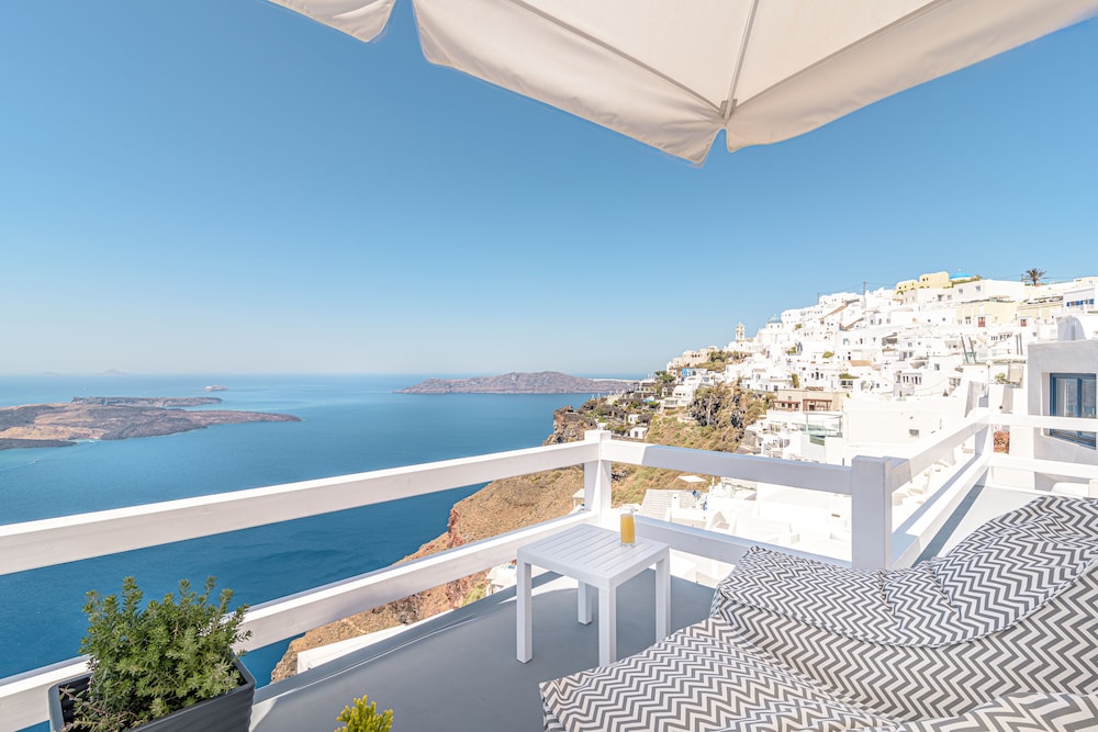 Avianto Suites — Attractions in the area in Imerovigli, South Aegean