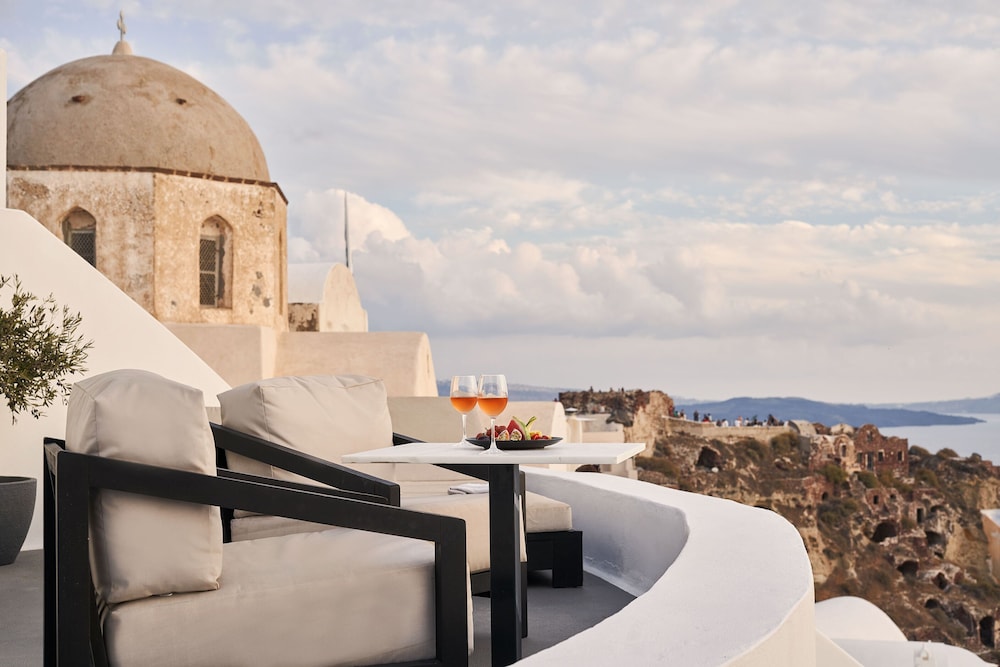 Charisma Suites — Attractions in the area in Oia, South Aegean