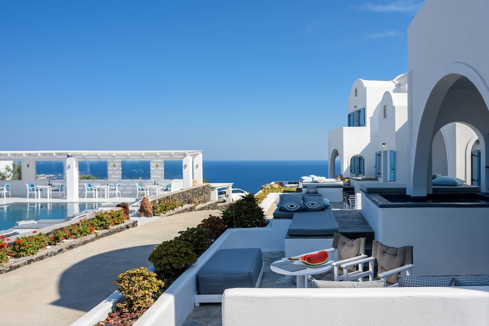 Kalestesia Suites — Hotel building in Akrotiri, South Aegean