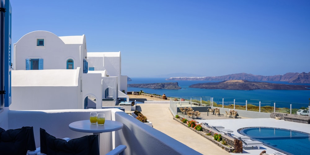 Kalestesia Suites — Hotel building in Akrotiri, South Aegean