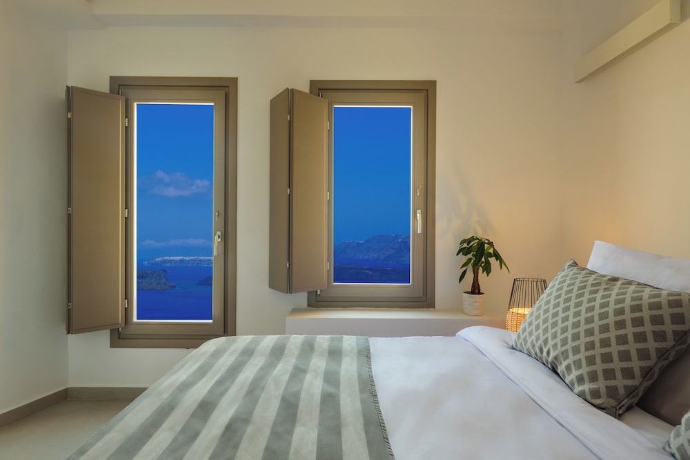 Kalestesia Suites — Hotel rooms in Akrotiri, South Aegean