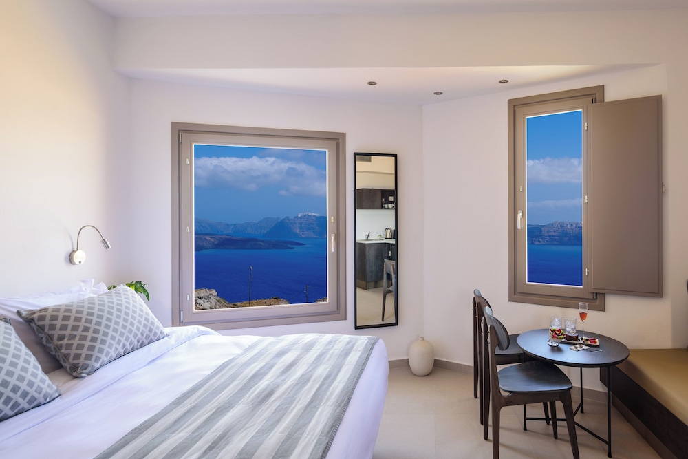 Kalestesia Suites — Hotel rooms in Akrotiri, South Aegean