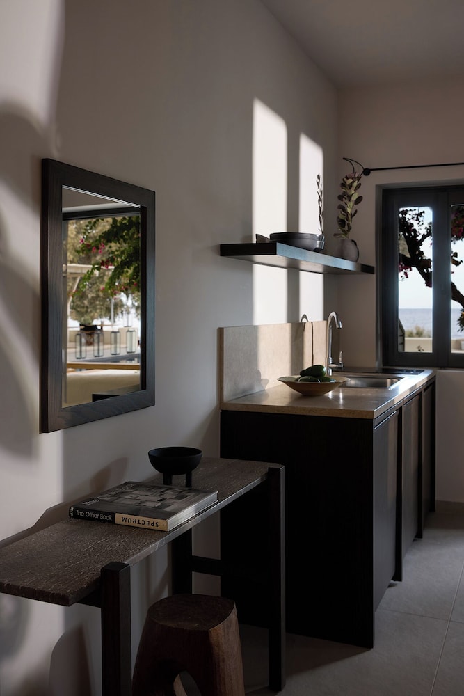 Bellonias Villas — Hotel rooms in Kamari, South Aegean
