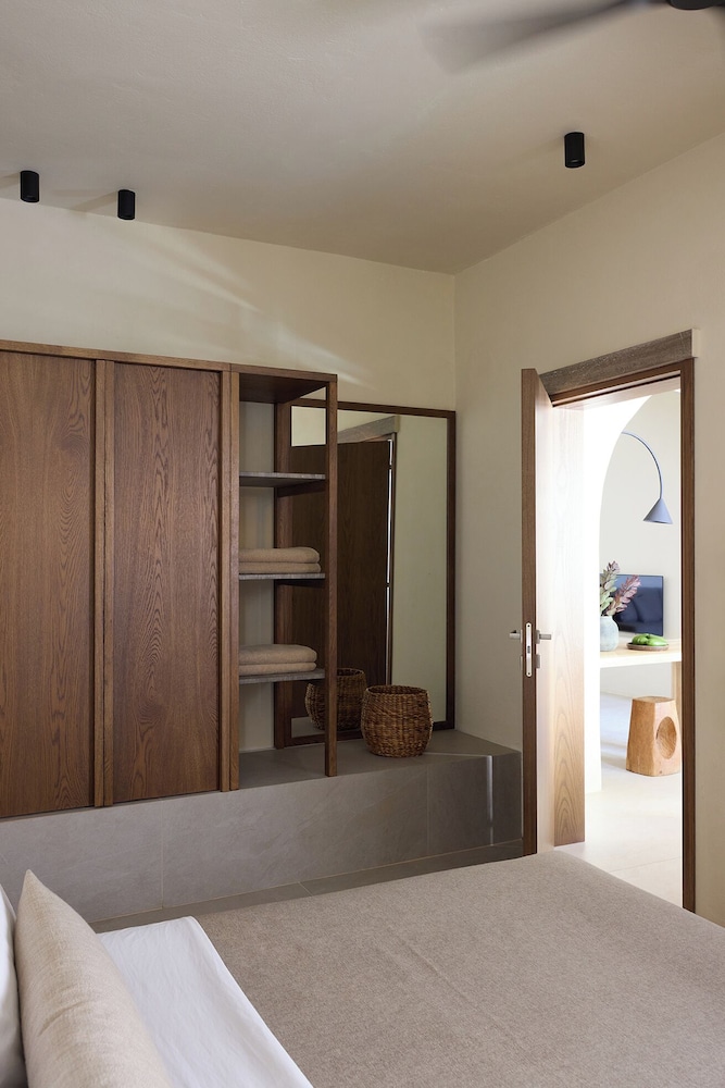 Bellonias Villas — Hotel rooms in Kamari, South Aegean