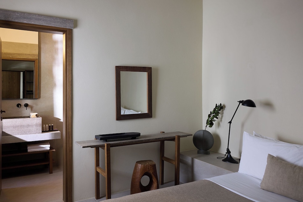 Bellonias Villas — Hotel rooms in Kamari, South Aegean