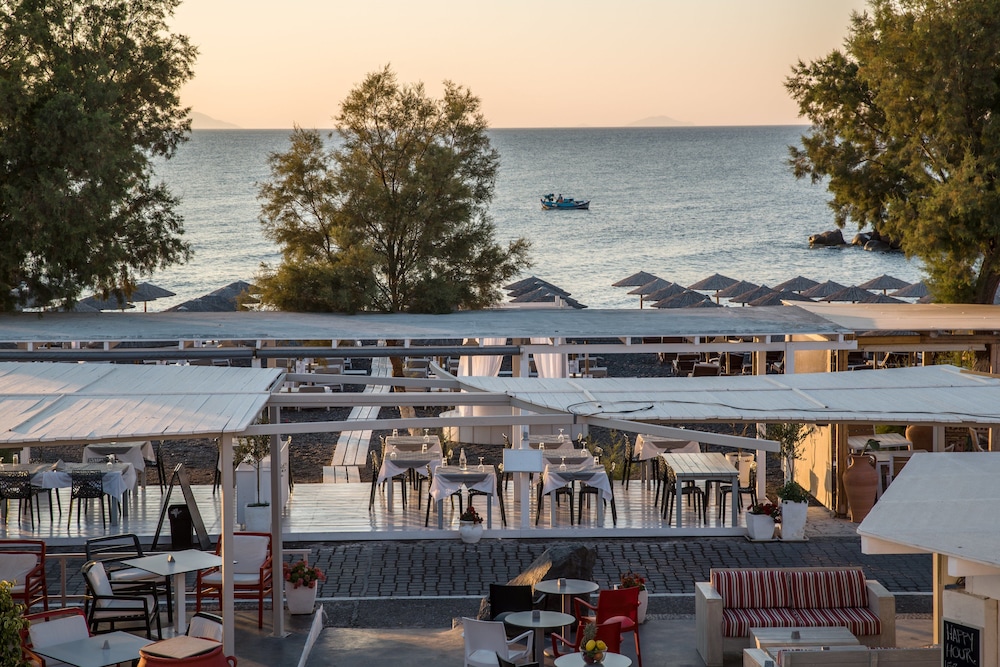Beach Boutique Hotel — Restaurant & bars in Kamari, South Aegean