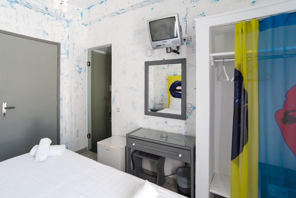 Beach Boutique Hotel — Hotel rooms in Kamari, South Aegean
