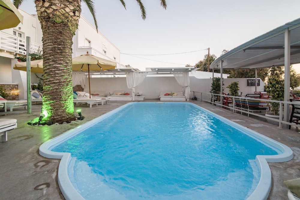 Beach Boutique Hotel — Swimming pool in Kamari, South Aegean