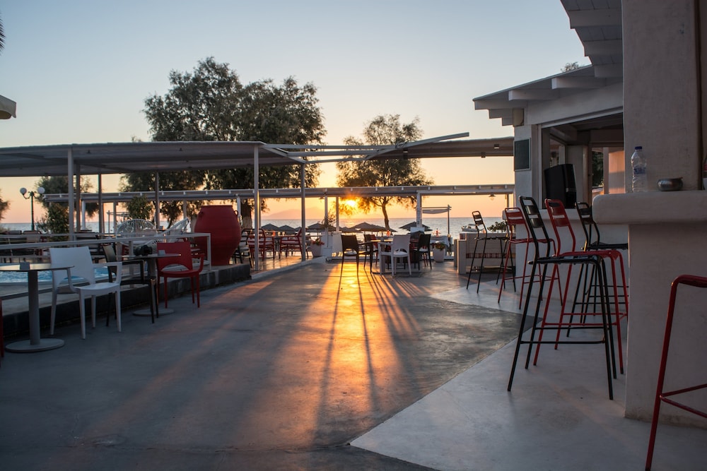 Beach Boutique Hotel — Restaurant & bars in Kamari, South Aegean
