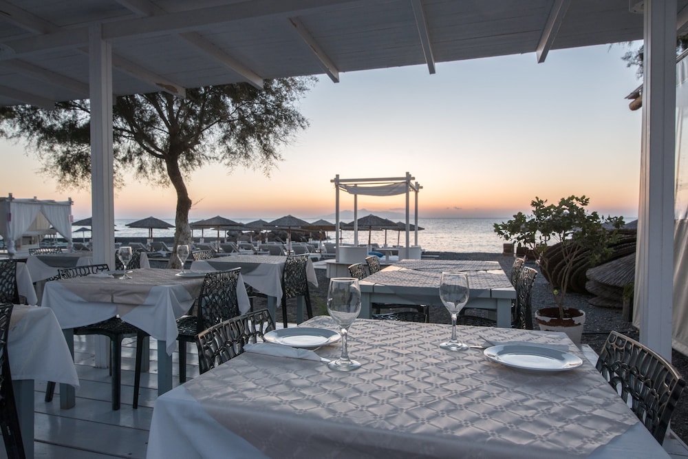 Beach Boutique Hotel — Restaurant & bars in Kamari, South Aegean