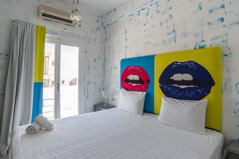 Beach Boutique Hotel — Hotel rooms in Kamari, South Aegean