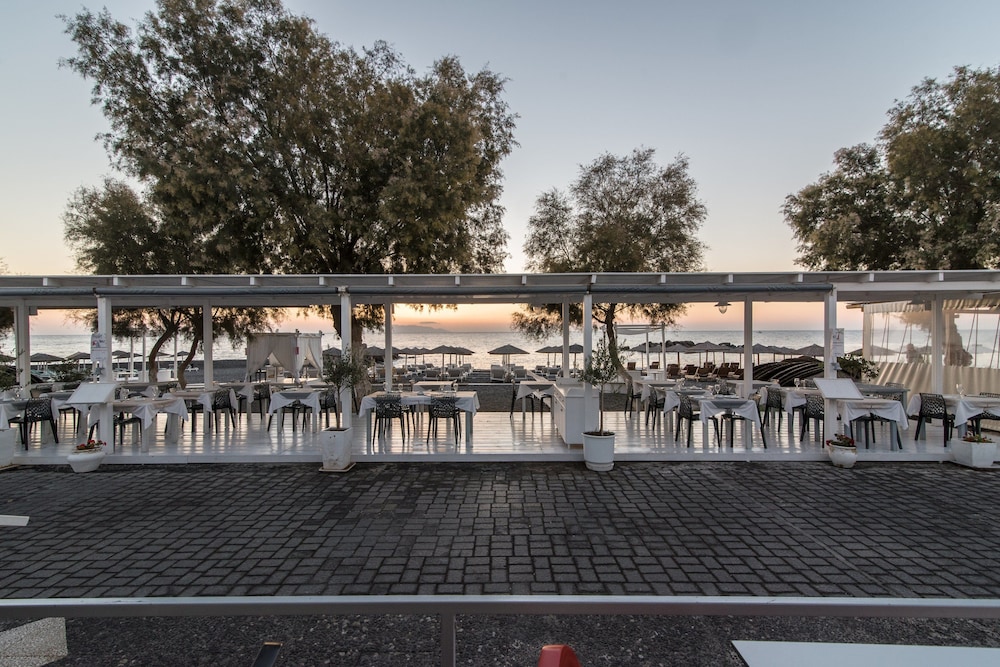 Beach Boutique Hotel — Restaurant & bars in Kamari, South Aegean