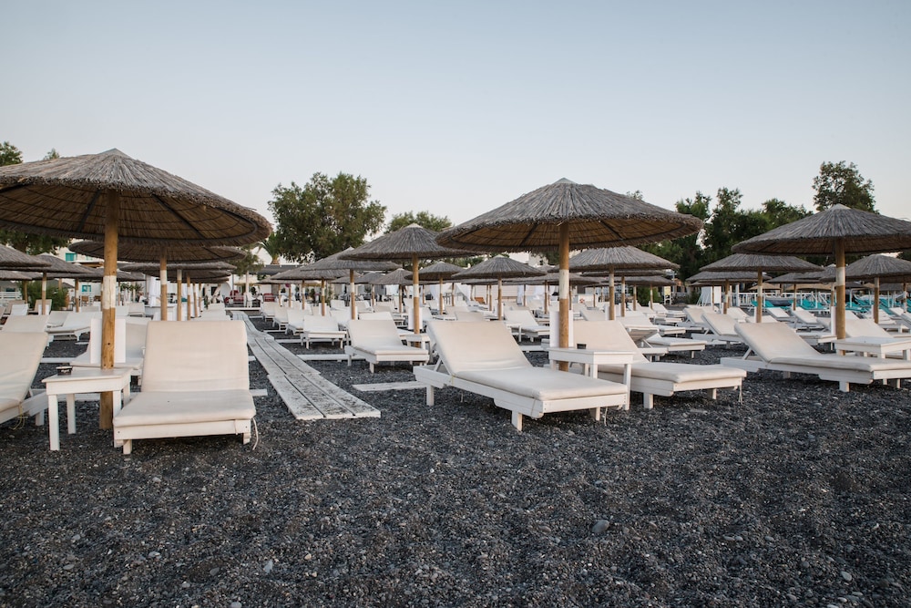 Beach Boutique Hotel — Beach in Kamari, South Aegean