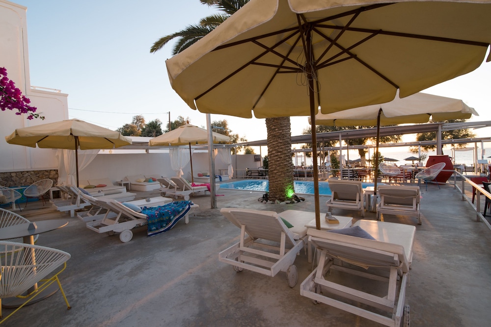 Beach Boutique Hotel — Swimming pool in Kamari, South Aegean