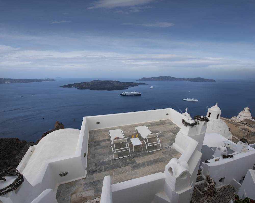 Aigialos Luxury Traditional Settlement — Attractions in the area in Karterados, South Aegean