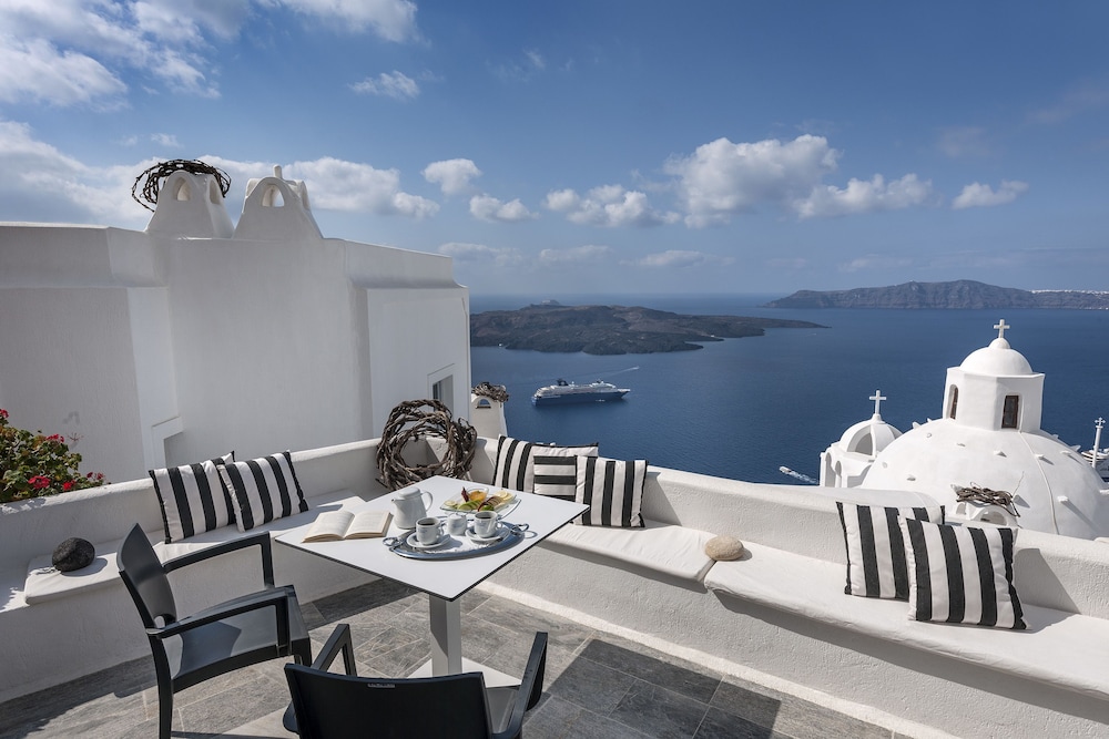 Aigialos Luxury Traditional Settlement — Hotel building in Karterados, South Aegean