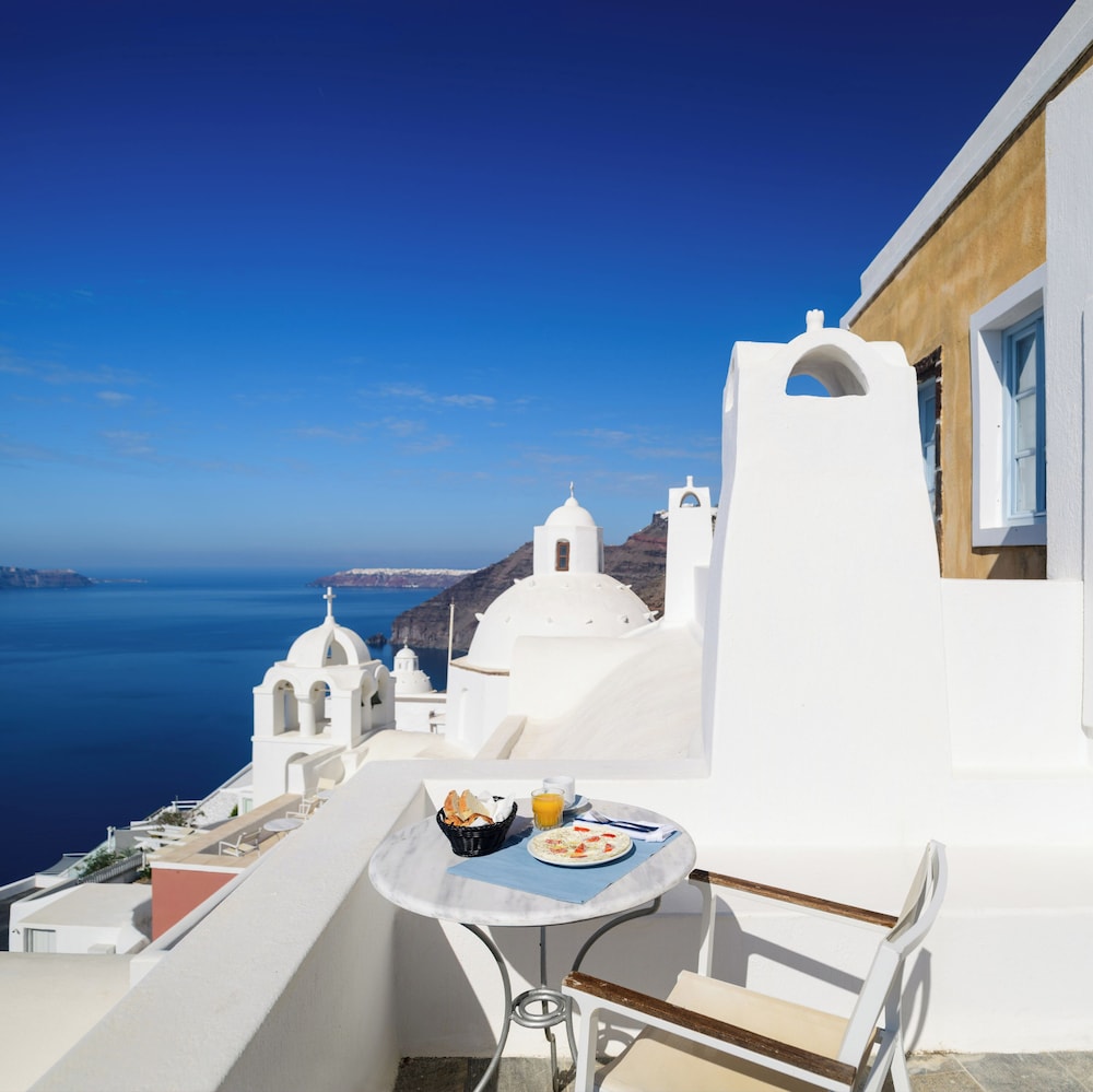 Aigialos Luxury Traditional Settlement — Hotel building in Karterados, South Aegean