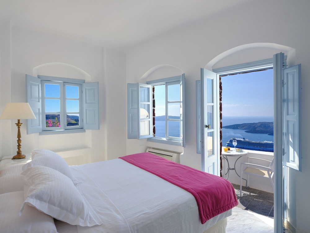 Aigialos Luxury Traditional Settlement — Hotel rooms in Karterados, South Aegean