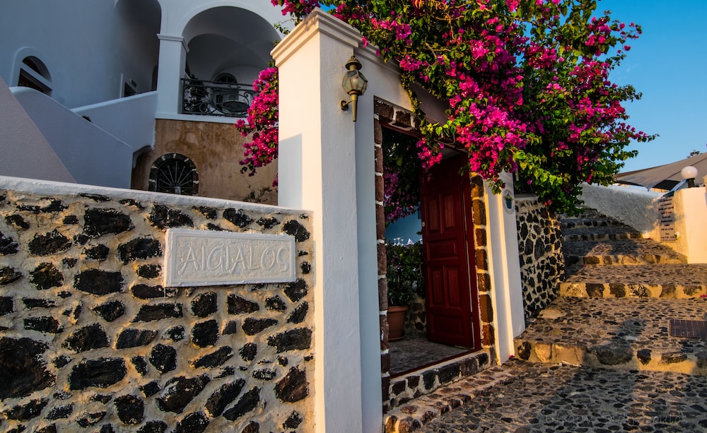 Aigialos Luxury Traditional Settlement — Hotel building in Karterados, South Aegean