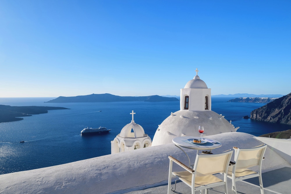Aigialos Luxury Traditional Settlement — Attractions in the area in Karterados, South Aegean