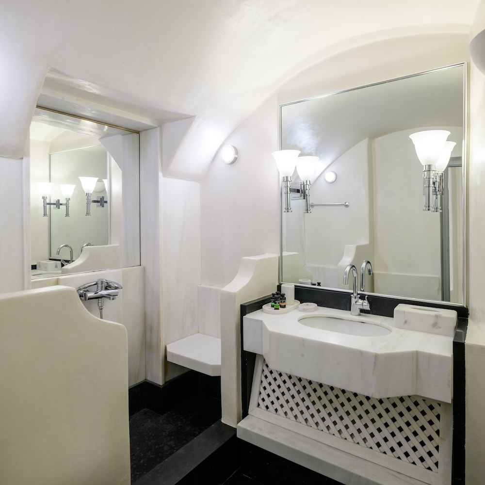 Aigialos Luxury Traditional Settlement — Hotel rooms in Karterados, South Aegean