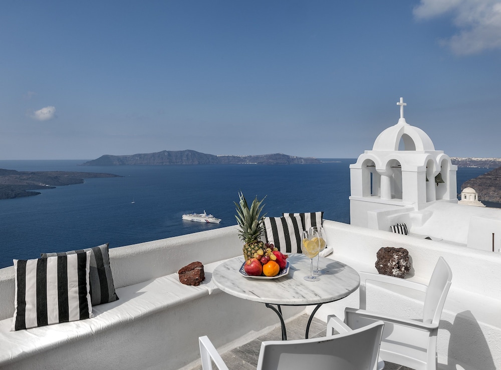 Aigialos Luxury Traditional Settlement — Attractions in the area in Karterados, South Aegean