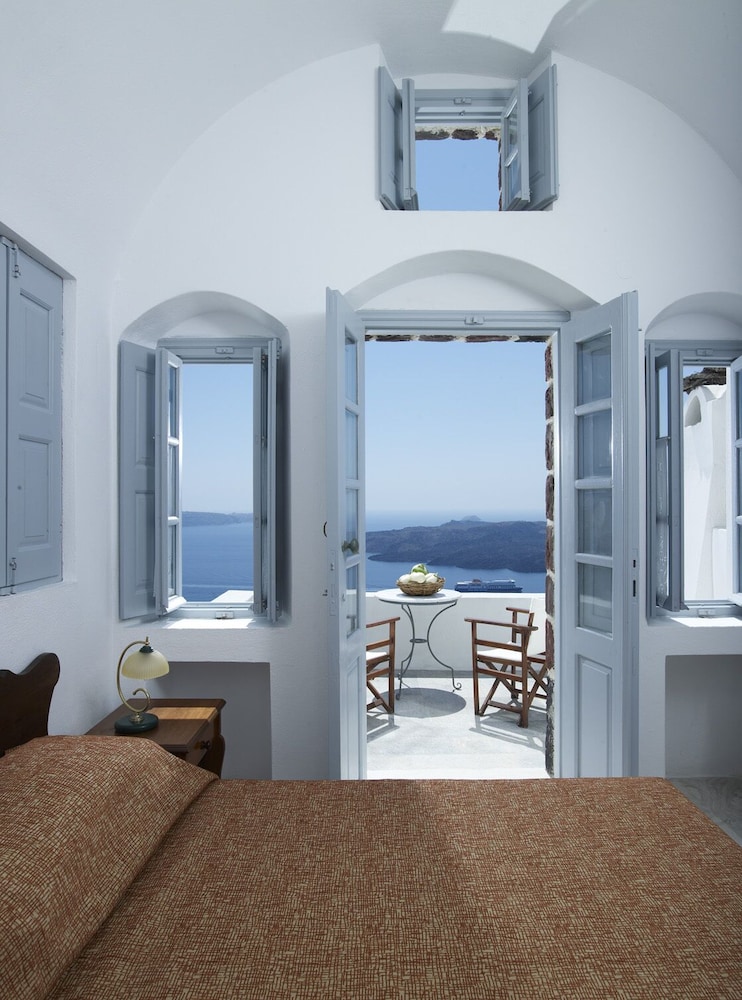 Aigialos Luxury Traditional Settlement — Hotel rooms in Karterados, South Aegean