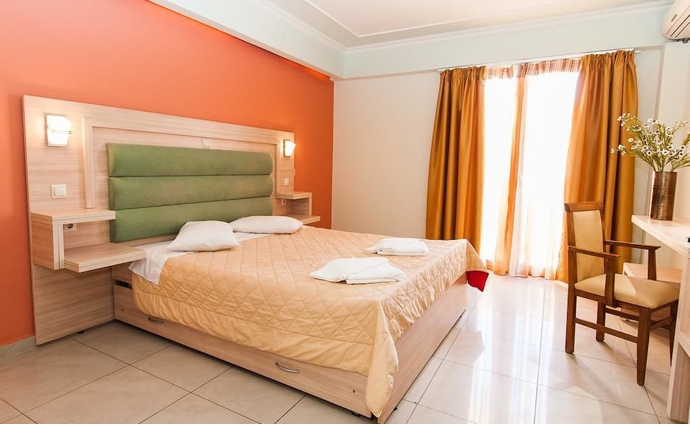 Zante Plaza Hotel — Hotel rooms in Laganas, Ionian Islands