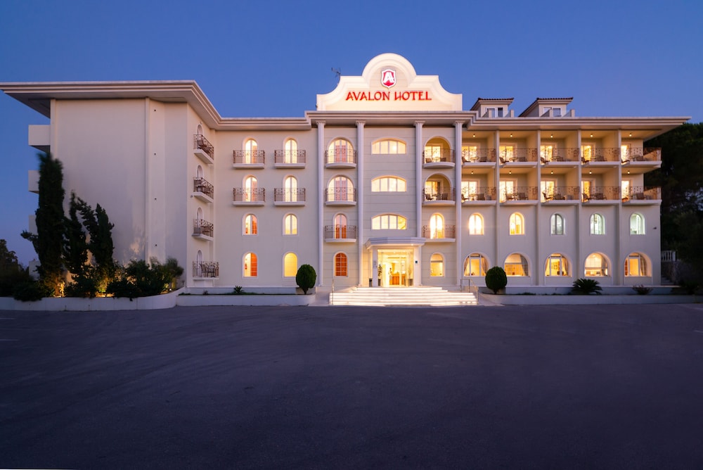 Avalon Palace Hotel by GHH — Hotel building in Zante Town, Ionian Islands