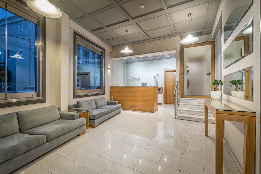 Phoenix Hotel — Hotel building in Zante Town, Ionian Islands