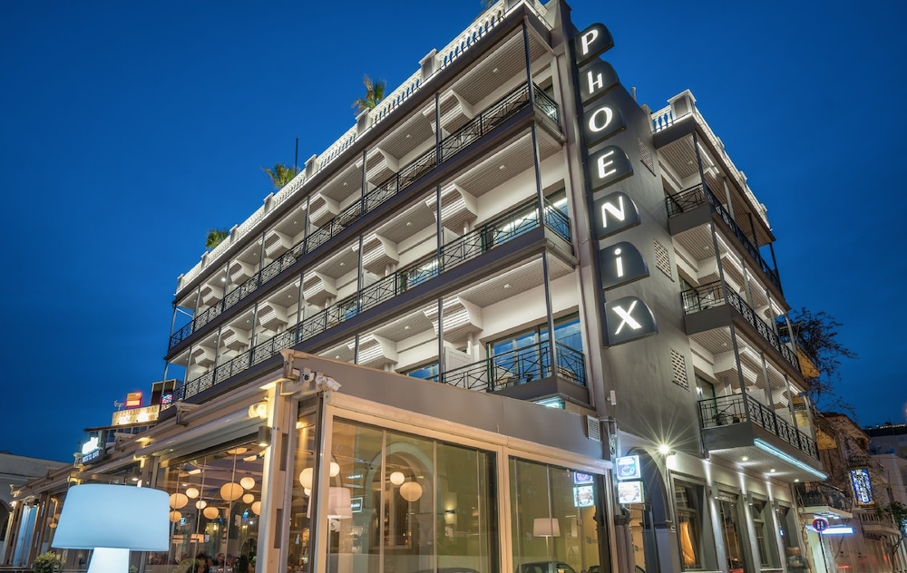 Phoenix Hotel — Hotel building in Zante Town, Ionian Islands