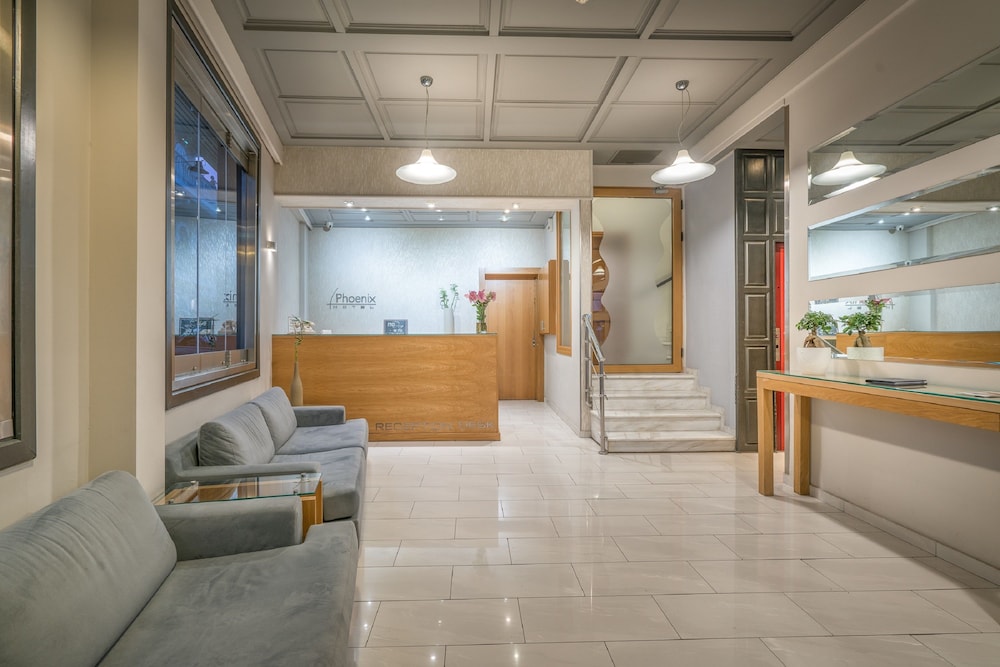 Phoenix Hotel — Hotel building in Zante Town, Ionian Islands