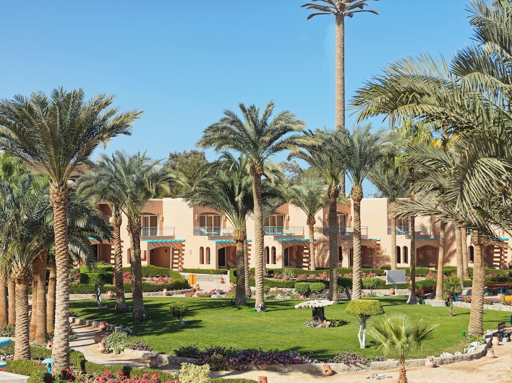 Club Paradisio El Gouna Red Sea — Hotel building in El Gouna, Red Sea