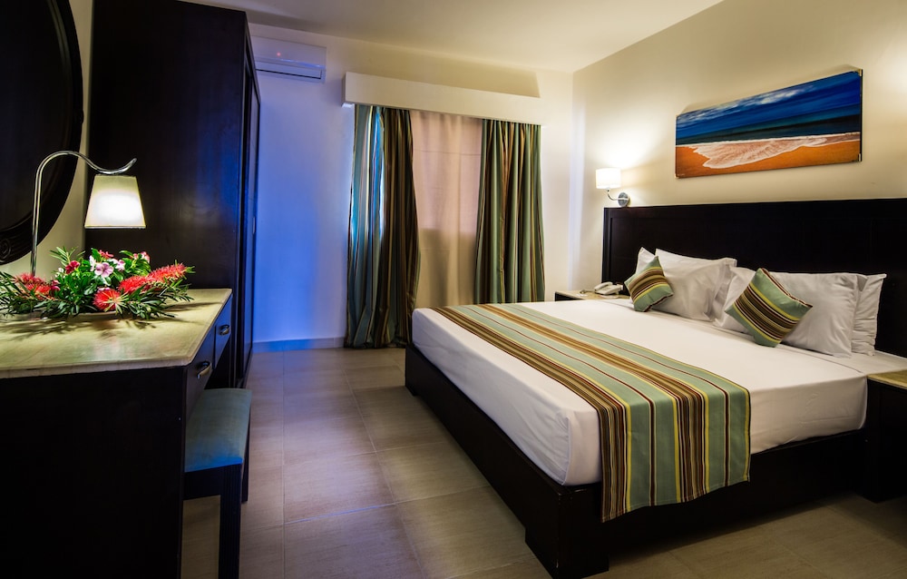 El Karma Aqua Beach Resort — Hotel rooms in Hurghada, Red Sea