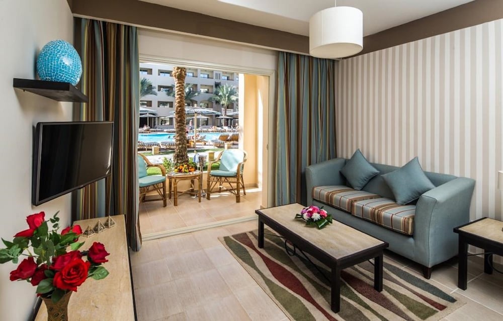 El Karma Aqua Beach Resort — Hotel rooms in Hurghada, Red Sea