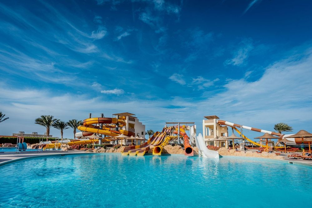 El Karma Aqua Beach Resort