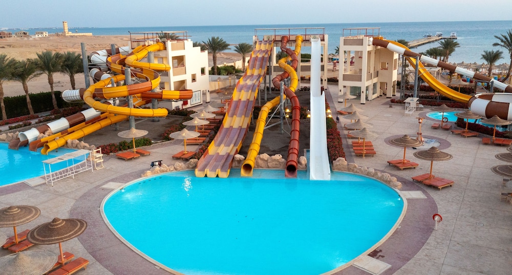 El Karma Aqua Beach Resort — Attractions for children in Hurghada, Red Sea