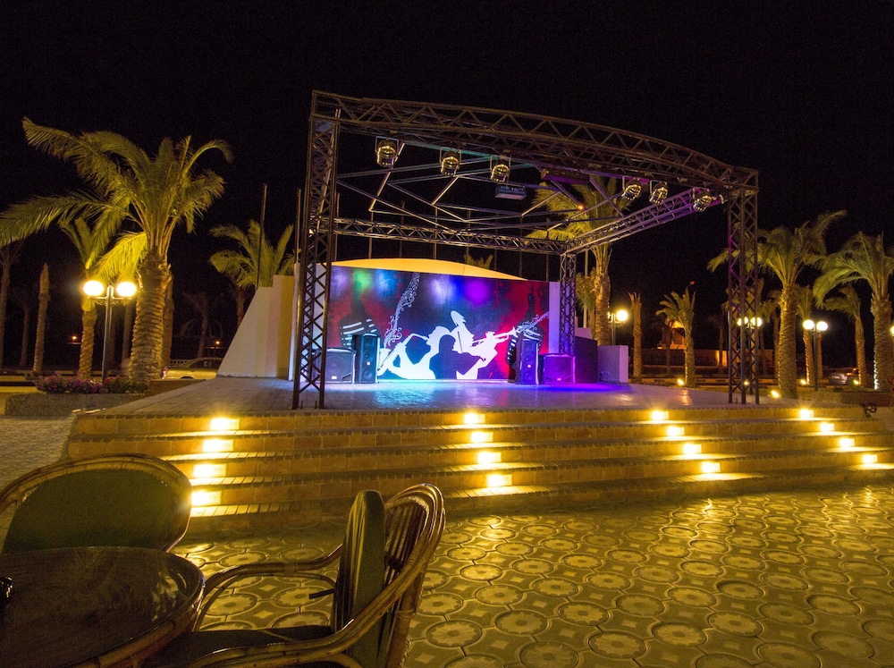 El Karma Aqua Beach Resort — Restaurant & bars in Hurghada, Red Sea