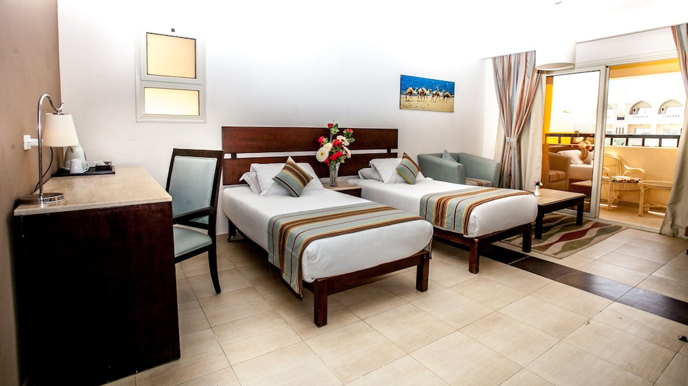 El Karma Aqua Beach Resort — Hotel rooms in Hurghada, Red Sea