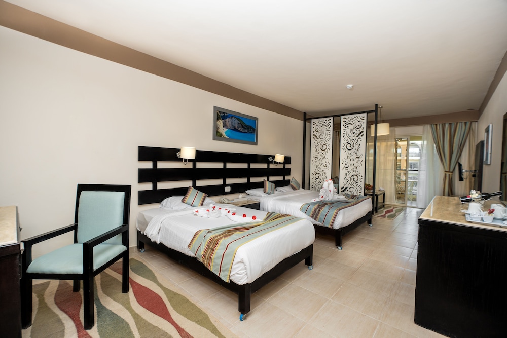 El Karma Aqua Beach Resort — Hotel rooms in Hurghada, Red Sea
