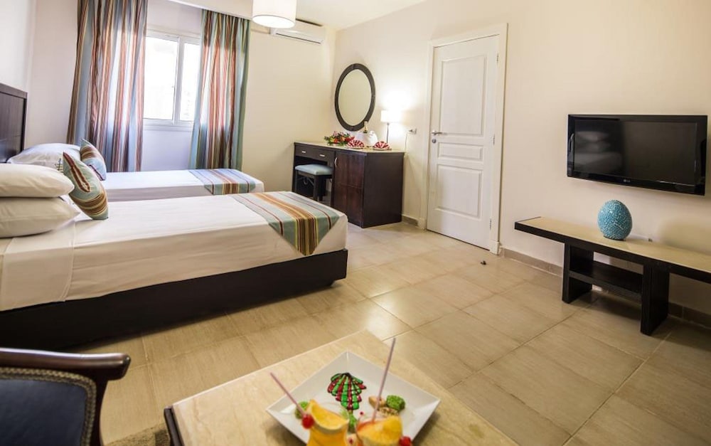 El Karma Aqua Beach Resort — Hotel rooms in Hurghada, Red Sea