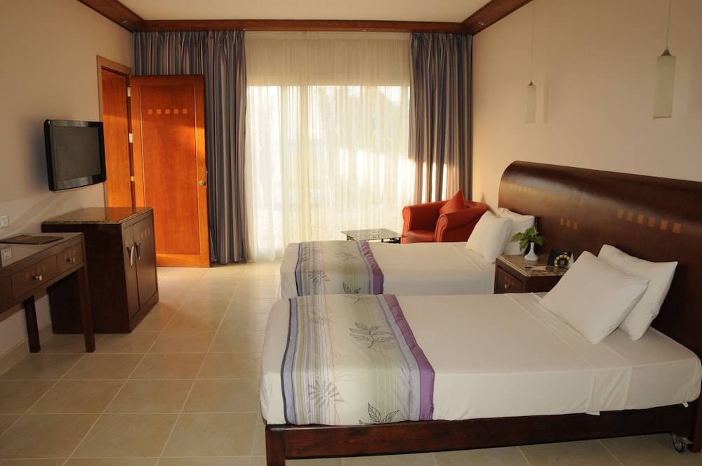 Shams Prestige Abu Soma Resort - All inclusive — Hotel rooms in Safaga, Red Sea