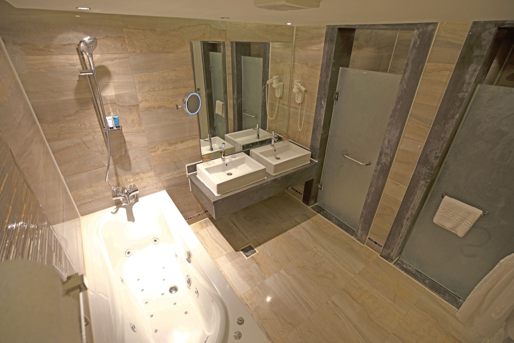 SUNRISE Montemare Resort Grand Select — Rooms in Sharm El Sheikh, Red Sea