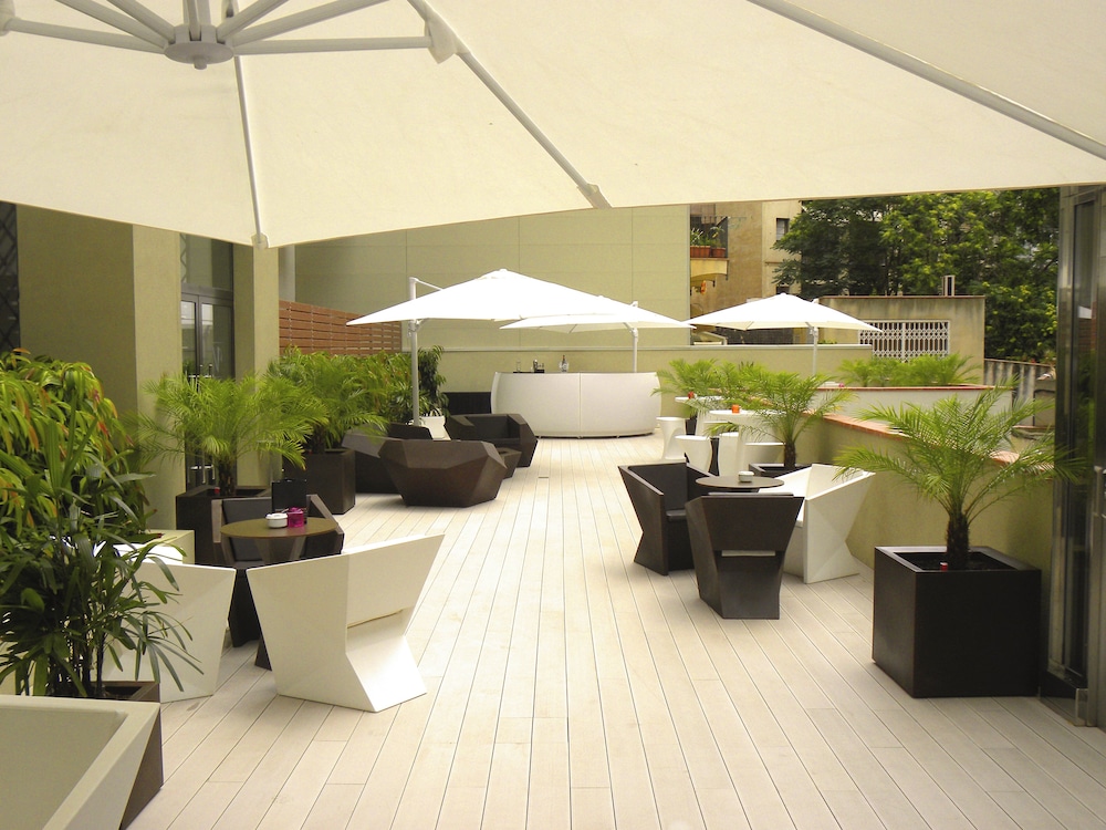 Hotel Vincci Gala — Restaurant & bars in Barcelona, Catalonia