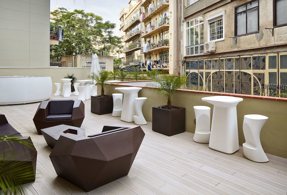 Hotel Vincci Gala — Restaurant & bars in Barcelona, Catalonia