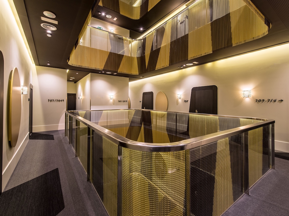 Hotel Vincci Gala — Hotel building in Barcelona, Catalonia