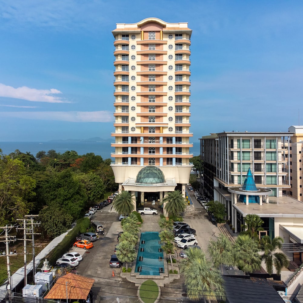 Long Beach Garden Hotel and Pavilions — Hotel building in Pattaya, Chonburi